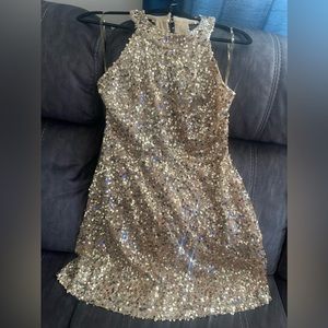 Golden beautiful dress!!!!